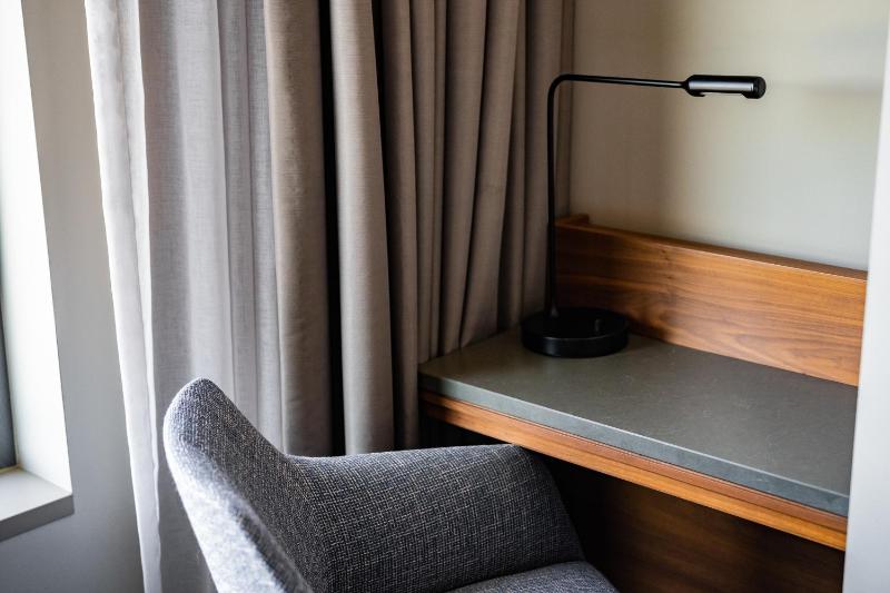 King Room image 4