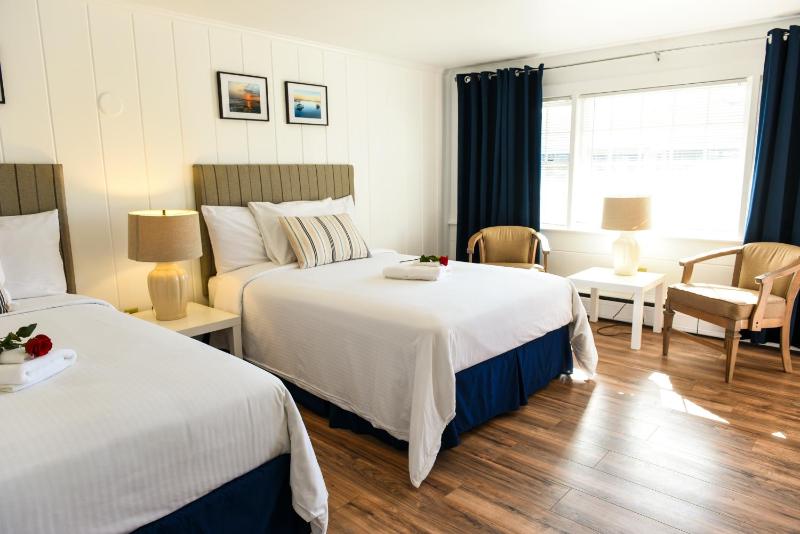 Standard Double Room image 4