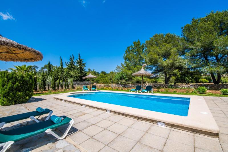 Ideal Property Mallorca - La Caseta - image 20