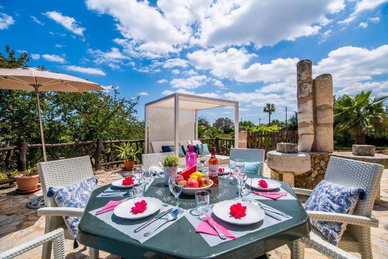 Ideal Property Mallorca - La Caseta - image 18