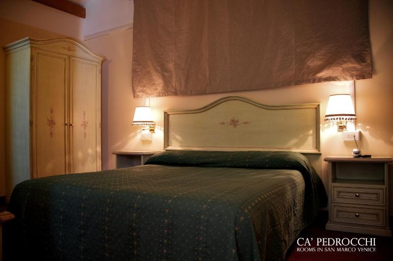 Double or Twin Room image 2