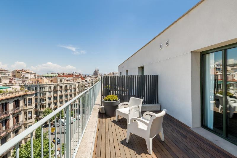 Executive  Room with Terrace image 4