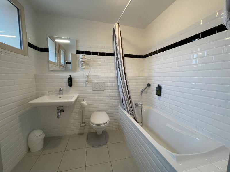 Double Room image 2