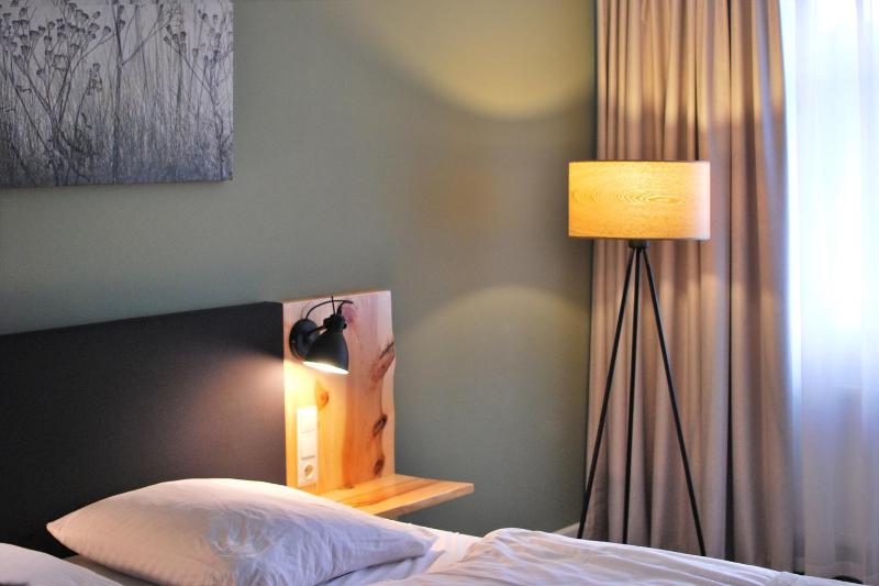 Double Room image 2