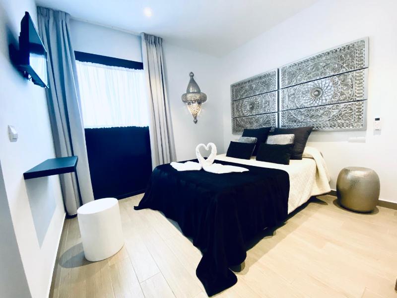 Superior Double Room image 4