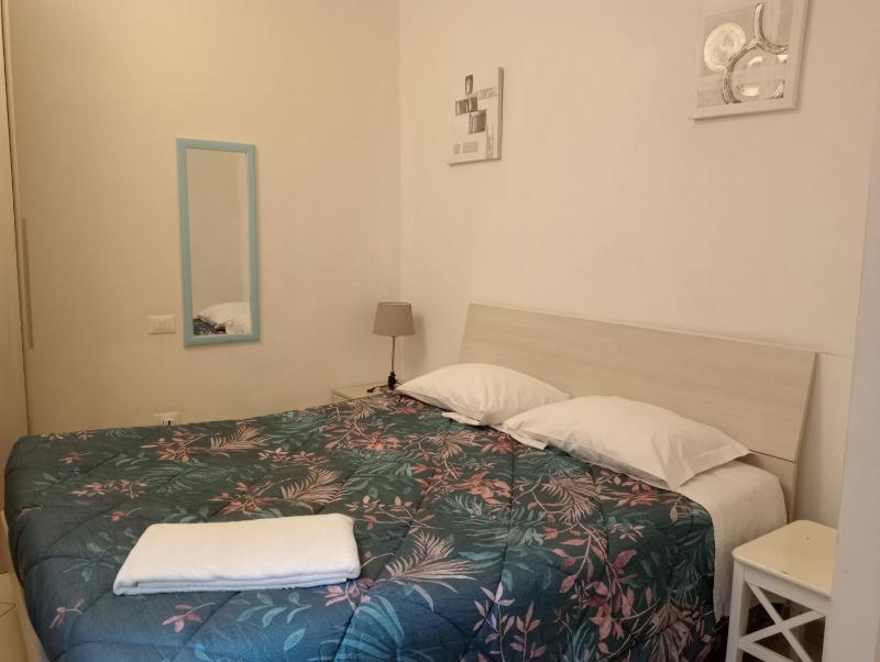 Double Room with Private Bathroom image 4