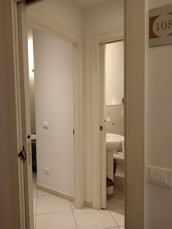 Double Room with Private Bathroom image 3