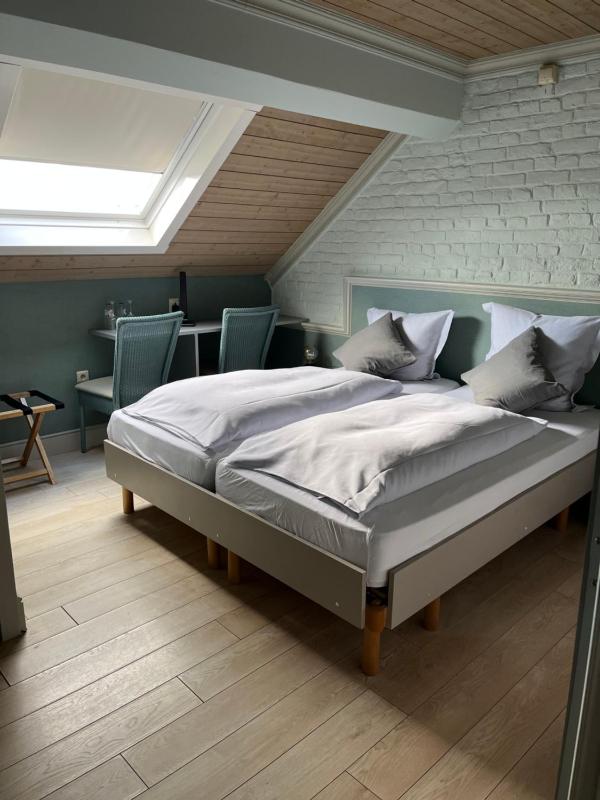Budget Double or Twin Room image 3