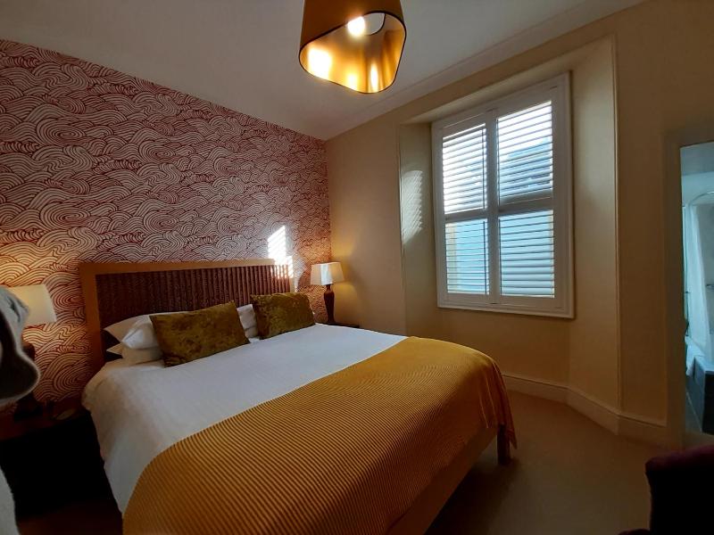 Comfort Double Room image 4