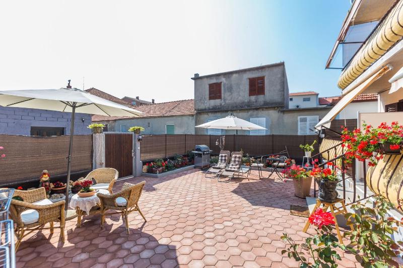 Apartment with Terrace image 3