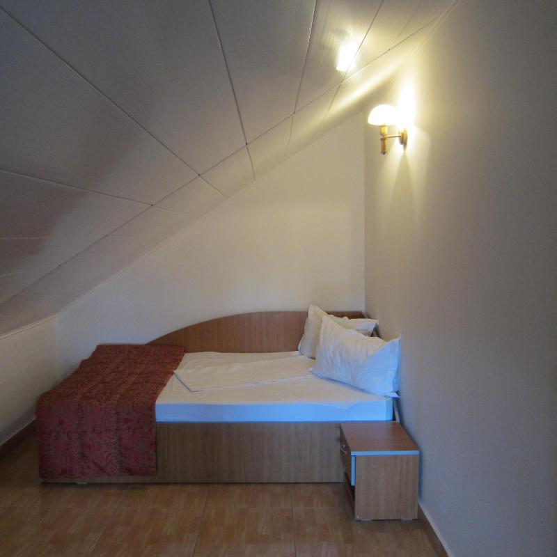 Hotel Regal - image 32