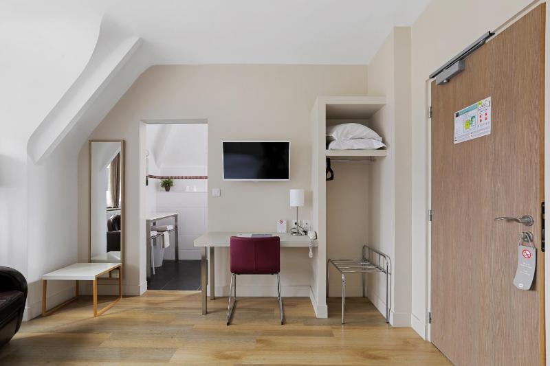 Hôtel Cardinal - image 23