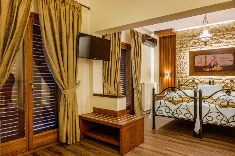 Triple Room image 3