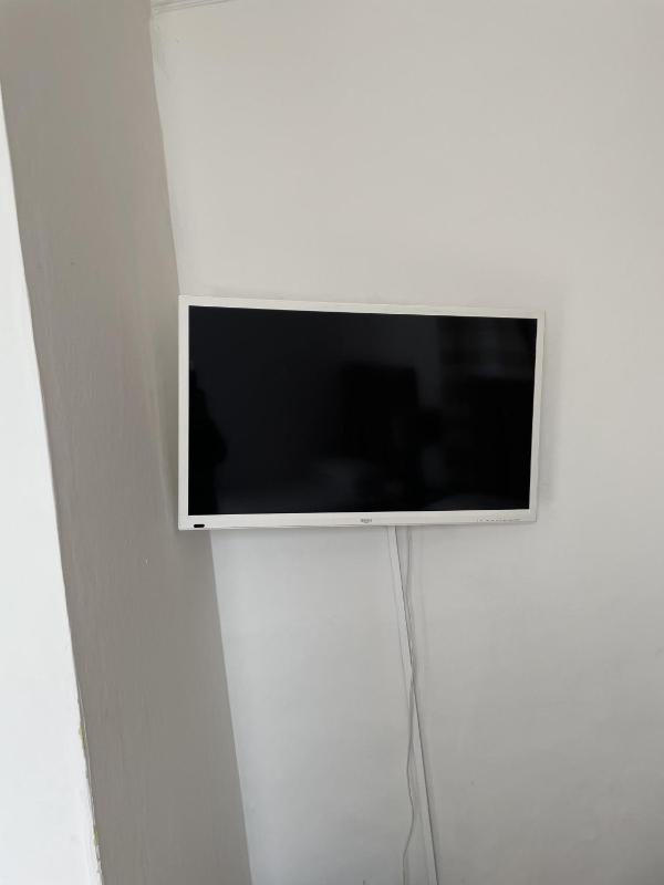 Small Single Room image 2