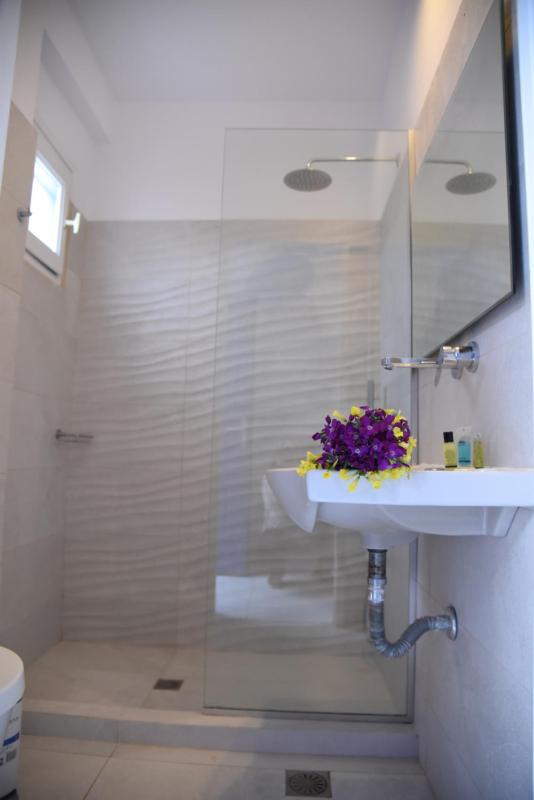 Double Room with Terrace image 2
