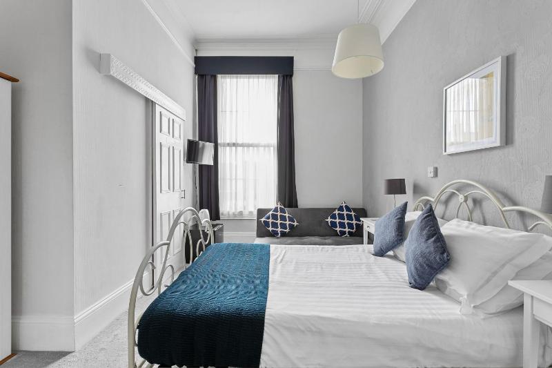 The Belmont - image 4