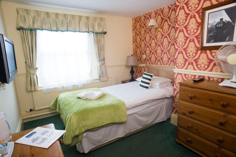 Single Room image 2