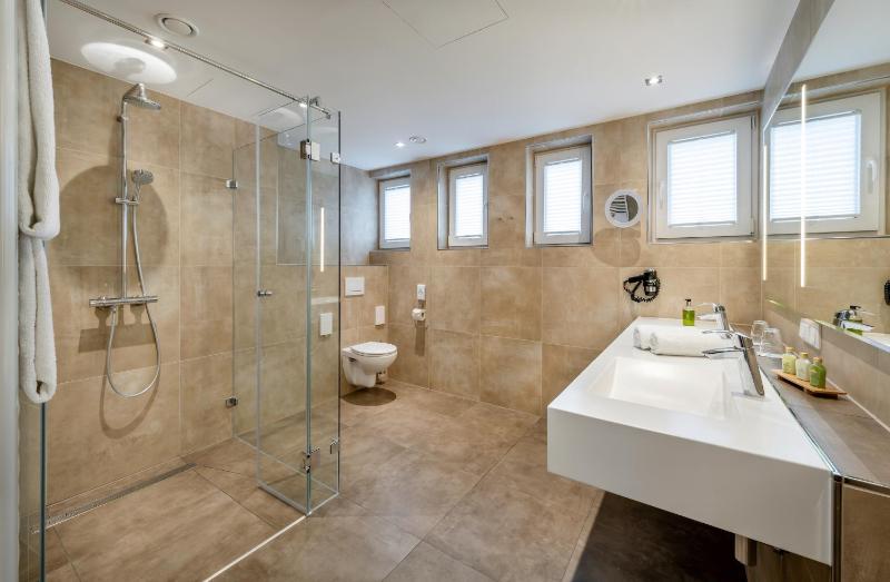 Junior Suite image 3