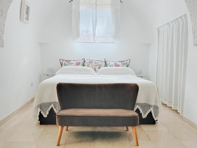 Trullo Deluxe Suite image 3