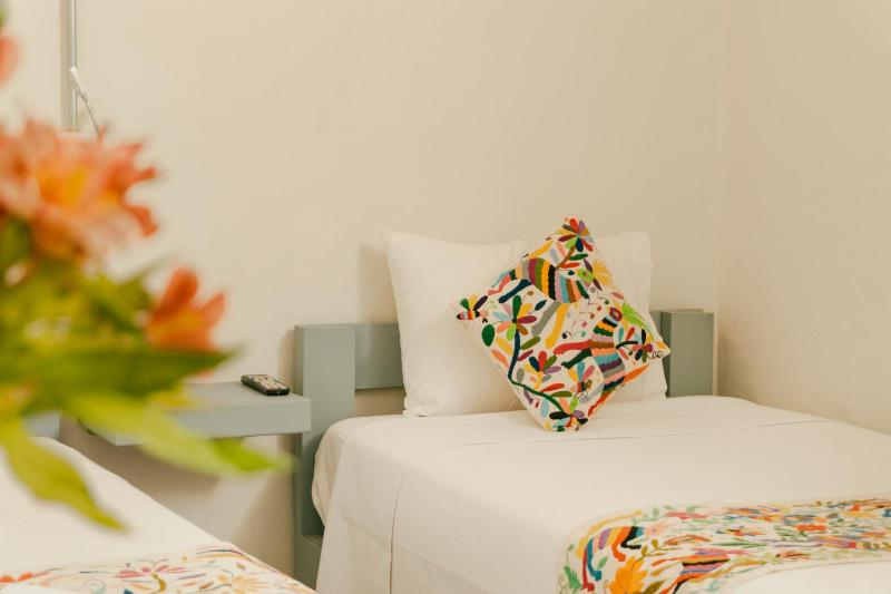 BKL Hotel Oaxaca - image 7