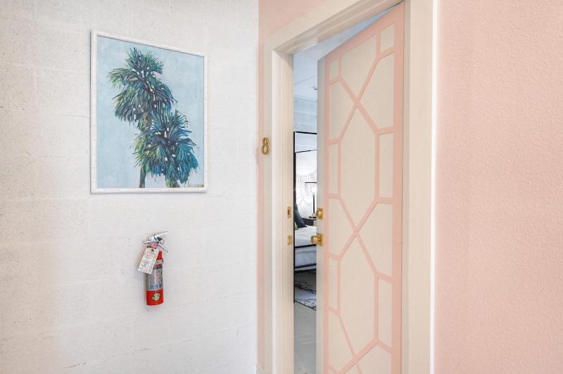 Room 8 Oleander Hotel Downtown Galveston Hotel Near Cruise Terminal & Beach - image 23