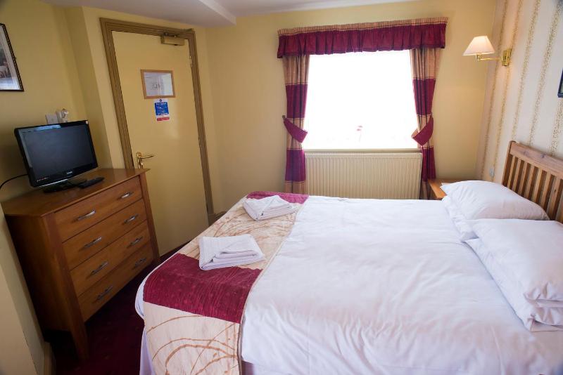 Double Room image 3