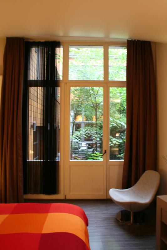 Double Room with Balcony image 4