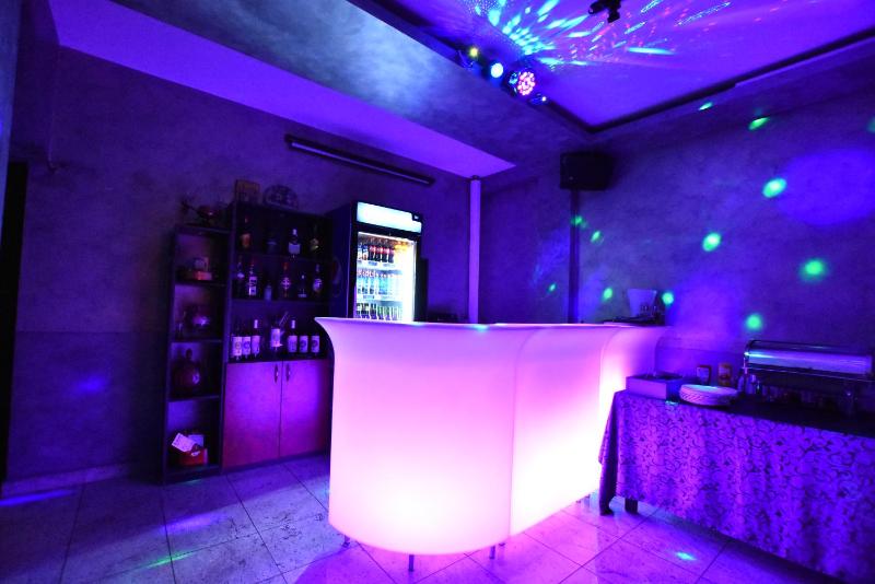 Hotel Euphoria - image 40