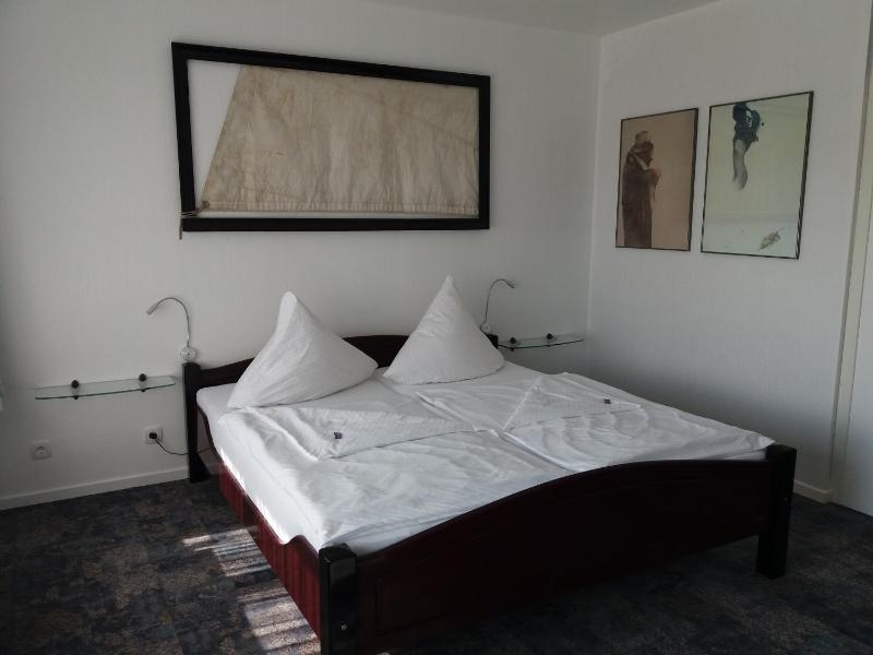 Double Room with Balcony image 1