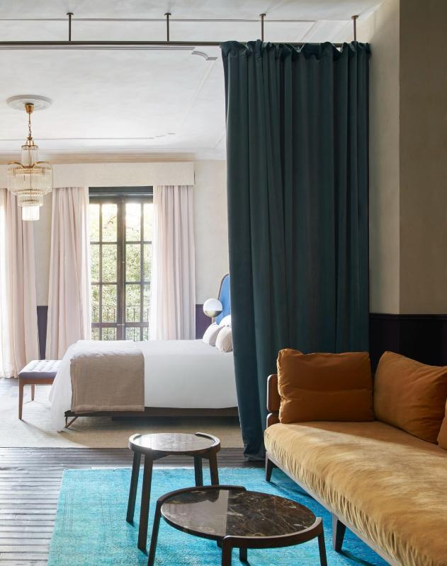 Grand Suite image 3