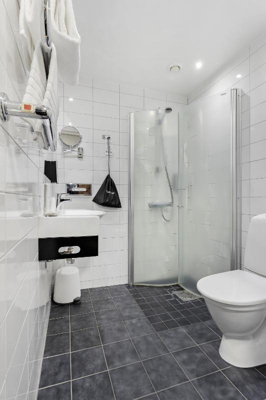 Superior Double Room image 3