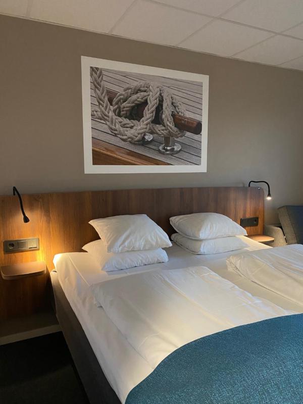 Superior Double Room image 2