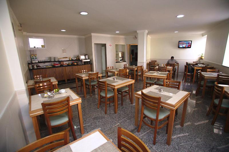 Cinelandia Hotel - image 6