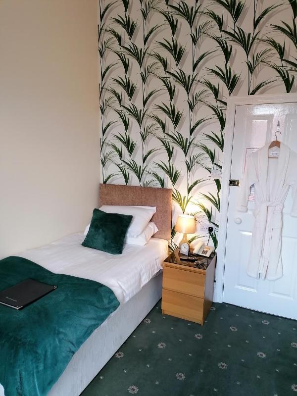 Standard Single Room image 1