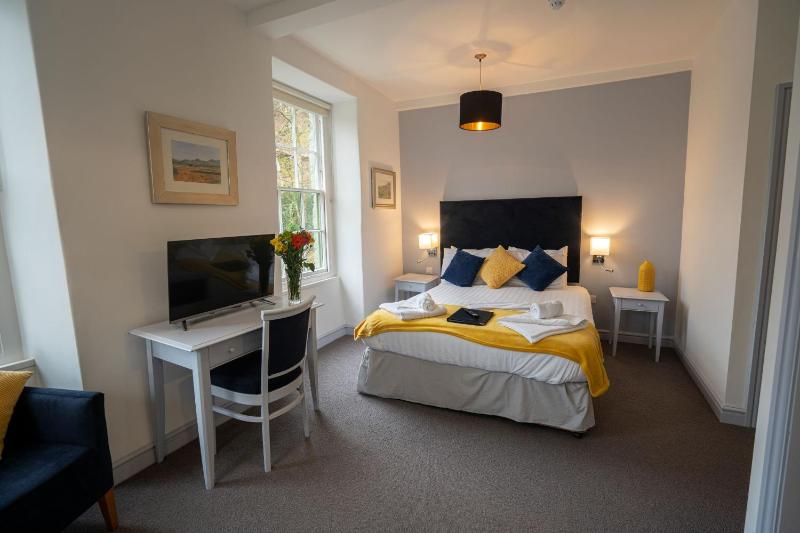 King Room image 2