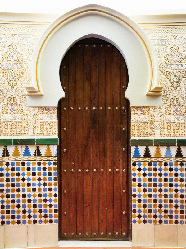 Alhambra Palace Hotel - image 9