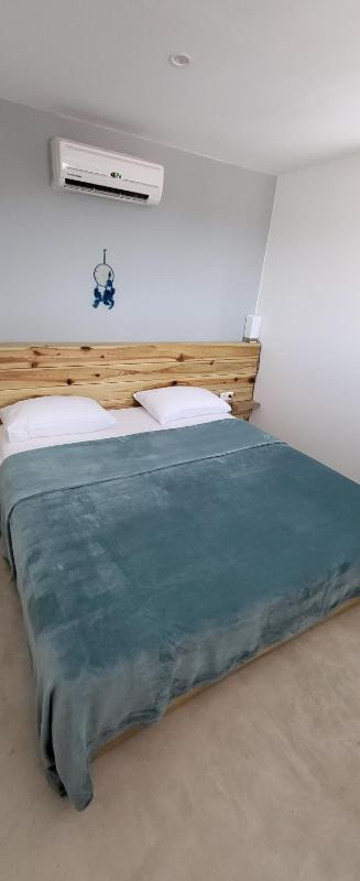 Sunny Hill - Private Pool Retreat near Mambo Beach - 2BR - No Utility Fees - image 10