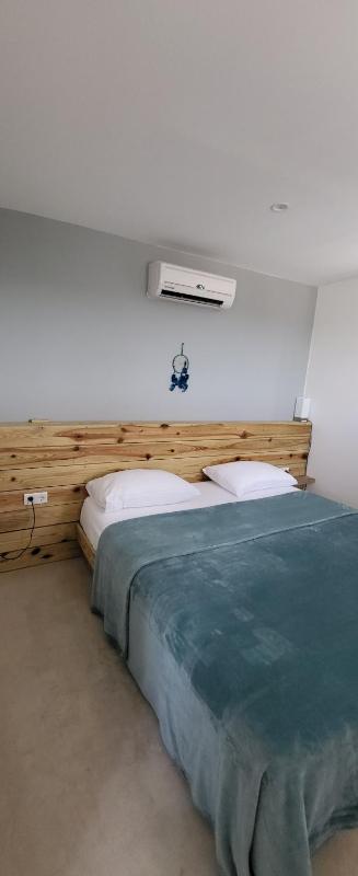 Sunny Hill - Private Pool Retreat near Mambo Beach - 2BR - No Utility Fees - image 11