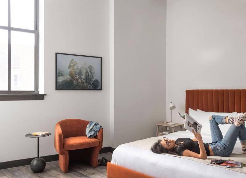 Two-Bedroom Apartment image 4