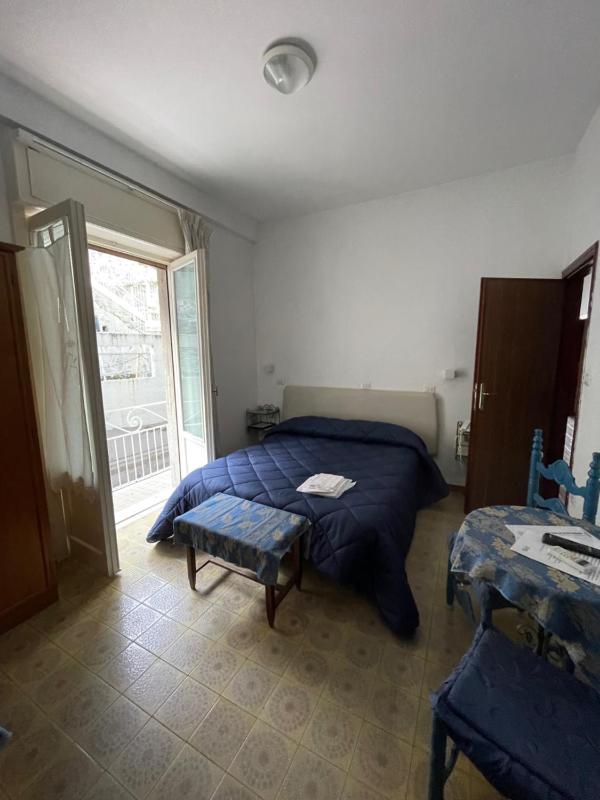 Economy Double or Twin Room image 4