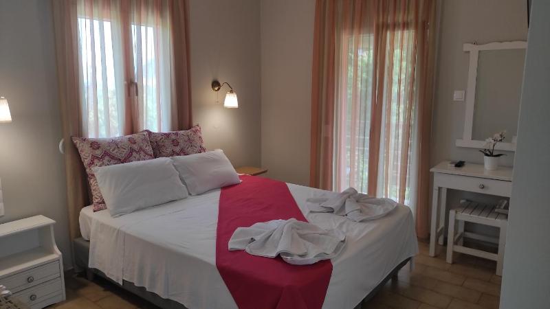 Rastoni Guest House Skopelos - image 2