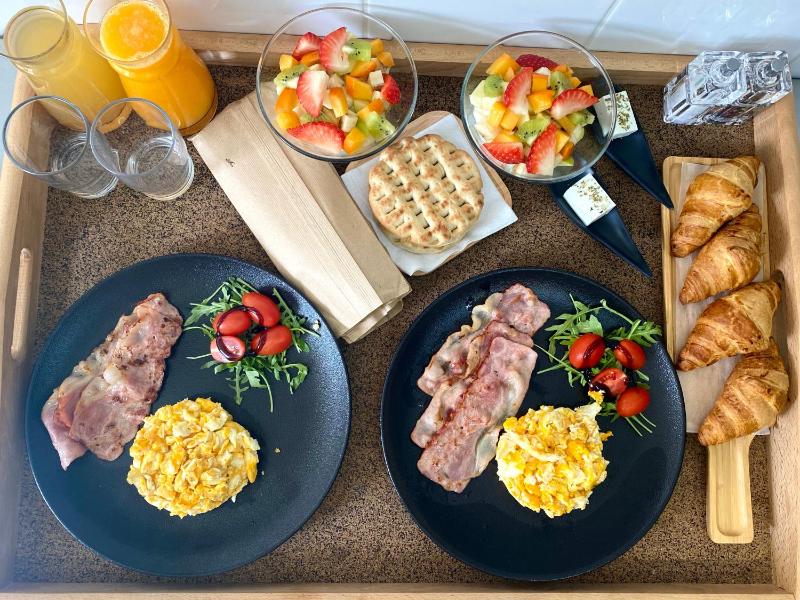 Exclusive Cave Suite with Sea View Terrace & Hot Tub image 2