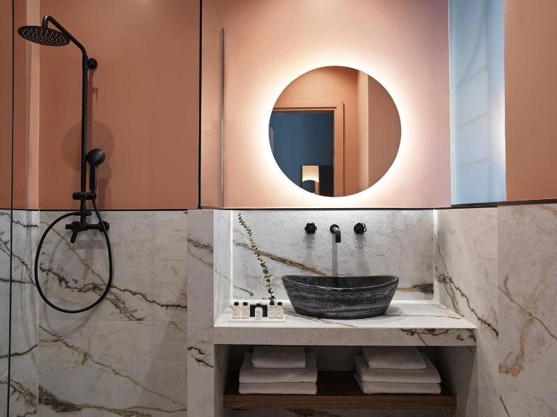 Athens City View Urban Suites - image 16