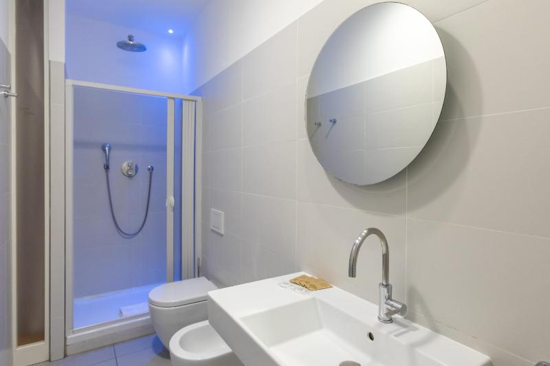 Superior Triple Room image 1