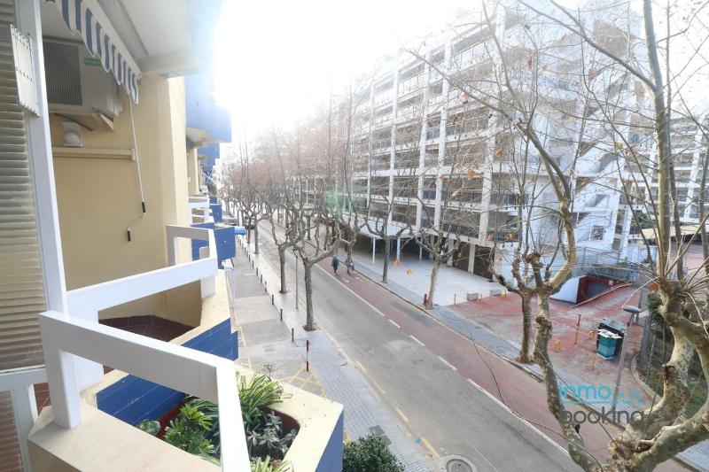 Loft Alboran Salou climatizado piscina y wifi - image 36