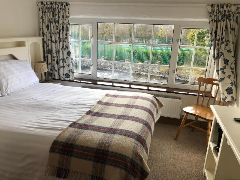 Budget Double Room image 2