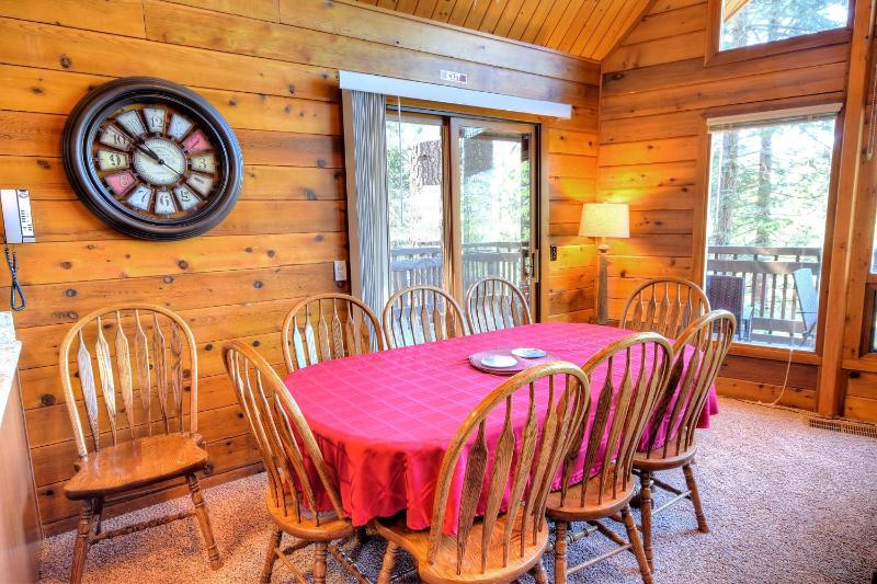 Two-Bedroom Holiday Home image 4