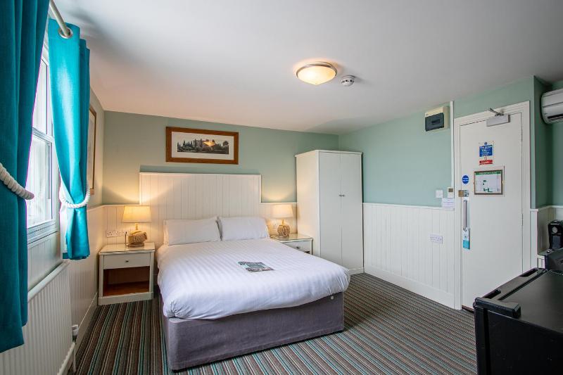 Double Room with Sea View image 3