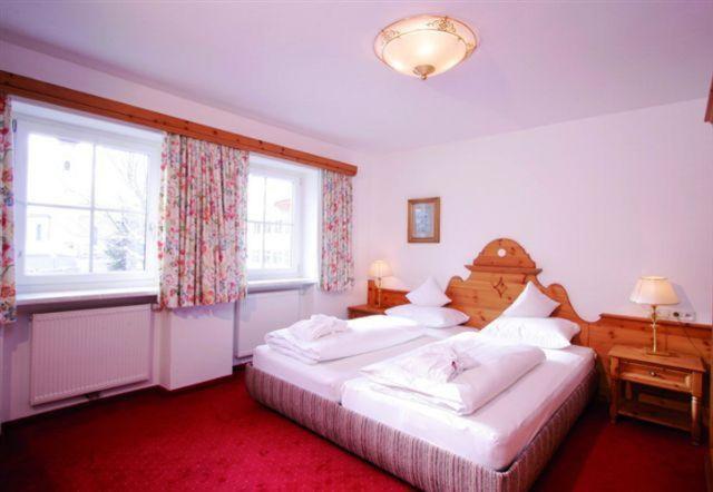 One-Bedroom Apartment image 1