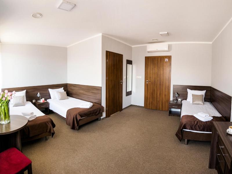 Triple Room image 1